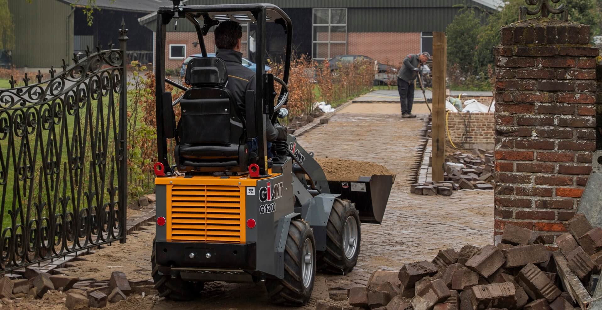 Minishovel huren Epe